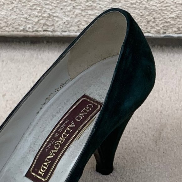 Vintage Green Suede Dress Heels - Picture 4 of 4